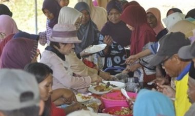 SSSGC YOGYAKARTA: RICE DISTRIBUTION WELCOMING 2020 CNY