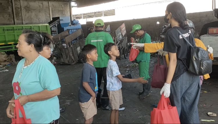 SSSGC Sai Anandam Bali : Narayana Seva dalam Rangka Merayakan Ganesha Chaturthi untuk Pemulung dan Petugas Kebersihan Pantai