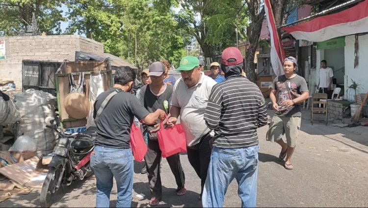 SSSGC Sai Anandam Bali : Narayana Seva dalam Rangka Merayakan Ganesha Chaturthi untuk Pemulung dan Petugas Kebersihan Pantai