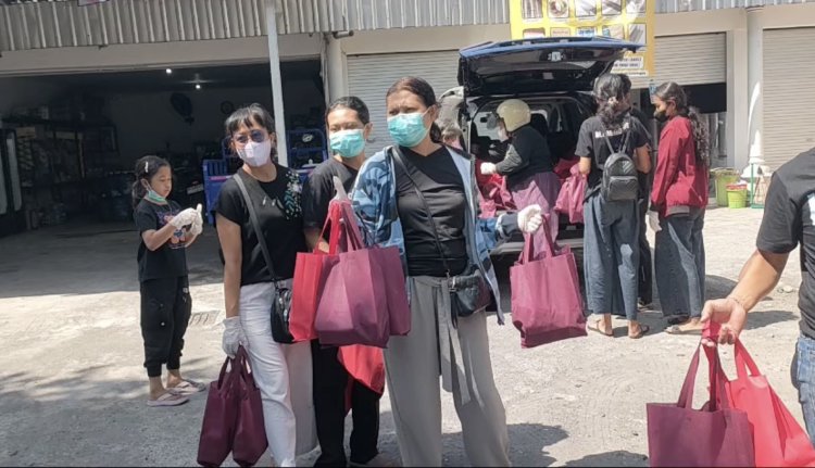 SSSGC Sai Anandam Bali : Narayana Seva dalam Rangka Merayakan Ganesha Chaturthi untuk Pemulung dan Petugas Kebersihan Pantai