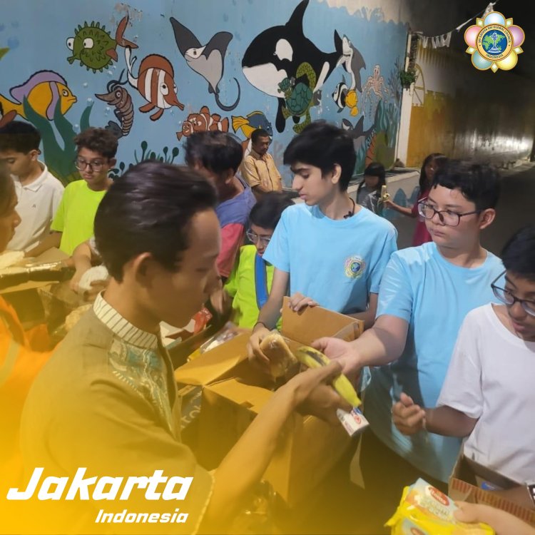 SSSGC Jakarta : S.S.E Friday Balvikas Boys Mengadakan Sociocare Narayana Seva Melayani 200 Orang di Pasar Baru