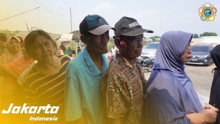 SSSGC Jakarta : Sociocare Narayana Seva Melayani 160 Orang di Jakarta Utara dengan Membagikan Paket Sembako dan Kaos