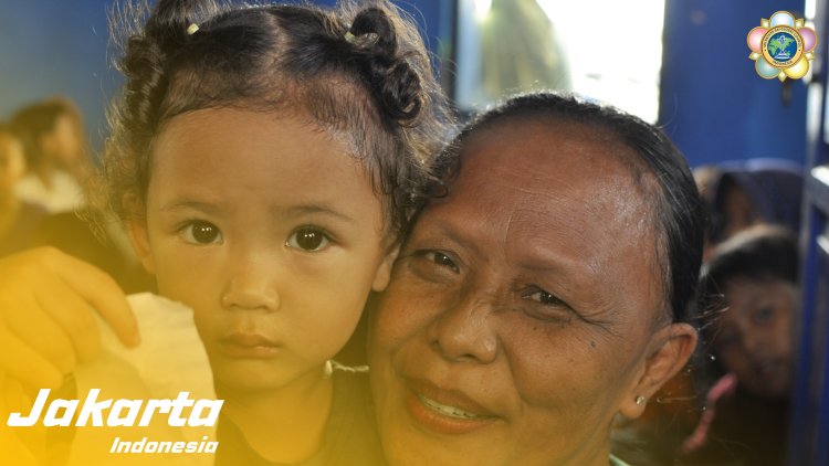 SSSGC Jakarta : Sociocare Narayana Seva Melayani 160 Orang di Jakarta Utara dengan Membagikan Paket Sembako dan Kaos