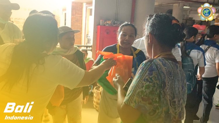 SSSGC Sai Anandam Bali : Celebrating Avatarhood Declaration Day with Narayana Seva, Distributing 108 Food Packages and Clothing