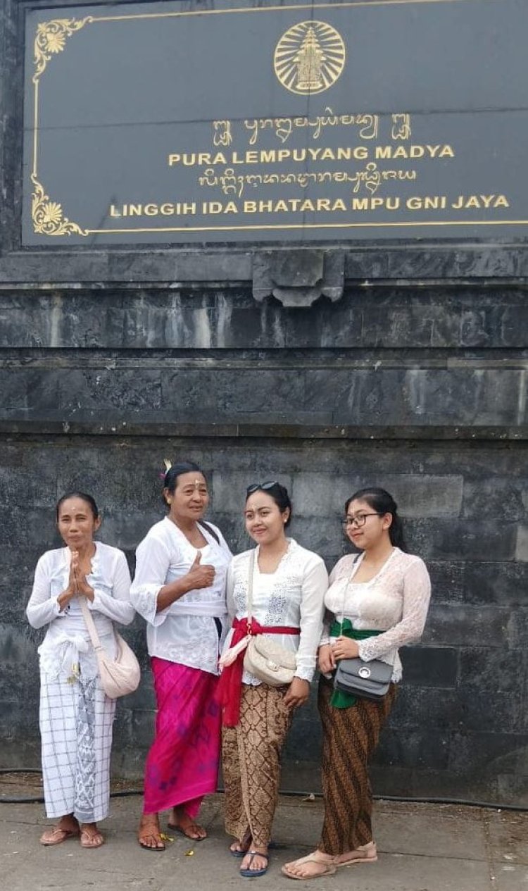 SSSGC Indonesia : Mahila Wing Indonesia Meluncurkan Program "Forever 19" dengan Kegiatan Bulan Oktober 2024, Melakukan Pembagian Total 407 Paket Makanan dalam Semangat "Love in Action"