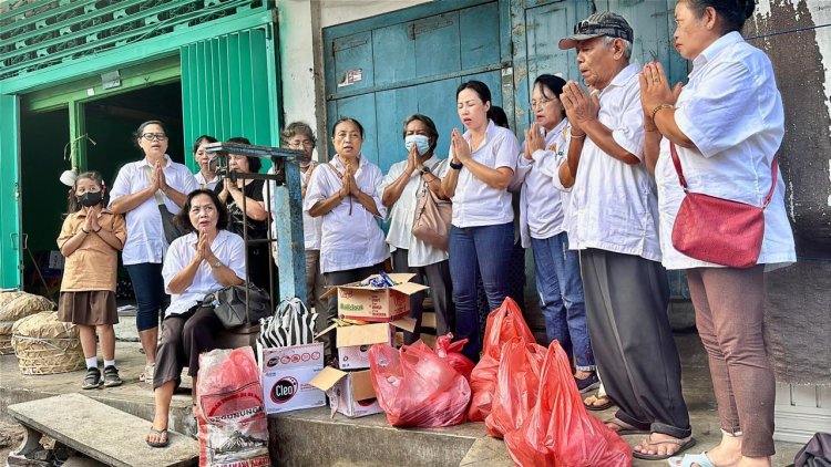SSSGC Indonesia : Mahila Wing Indonesia Meluncurkan Program "Forever 19" dengan Kegiatan Bulan Oktober 2024, Melakukan Pembagian Total 407 Paket Makanan dalam Semangat "Love in Action"