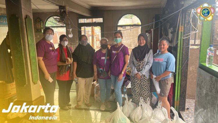 SSSGC Jakarta : Sociocare Narayana Seva by SMILE Teachers, Young Adults, and Mahila for Fire Victims in Kemayoran, Jakarta