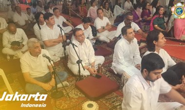 SSSGC Jakarta : 100 Bhajan Non-Stop Dalam Rangka Perayaan Hari Kemerdekaan Indonesia & Menjelang 1 Abad Sai