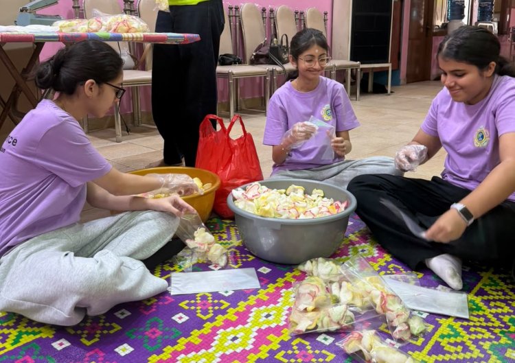 SSSGC Jakarta : SSSE Group IV Girls Berbagi Kasih dan Kepedulian melalui Narayana Seva